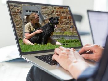  :1718440593_visioconference_sur_la_zootherapie.jpg